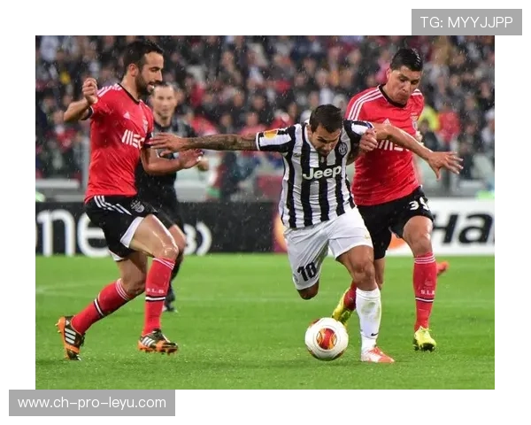 本菲卡准备购买意甲未来战术魔术师:开启欧洲足球新时代 本菲卡准备购买意甲未来战术魔术师:开启欧洲足球新时代